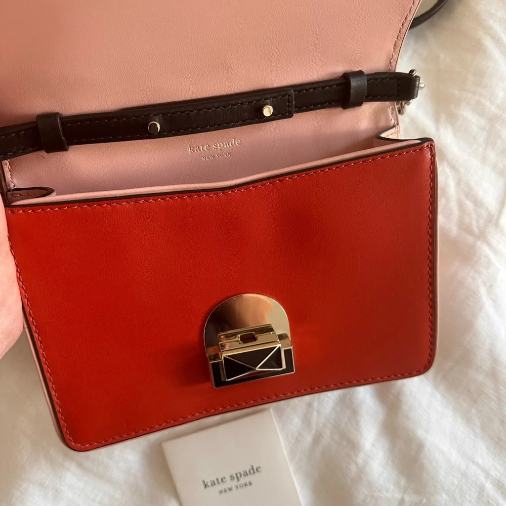 Like New kate spade Red and Black & White Giraffe Print Crossbody Bag